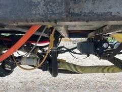 B&B 1,000 gallon pull type sprayer