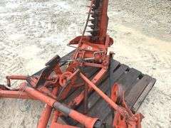 Allis Chalmers 7' mounted sickle mower