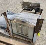 2 electric drive hydraulic pumps w/ tank & cylinders