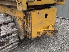 John Deere 555G crawler loader