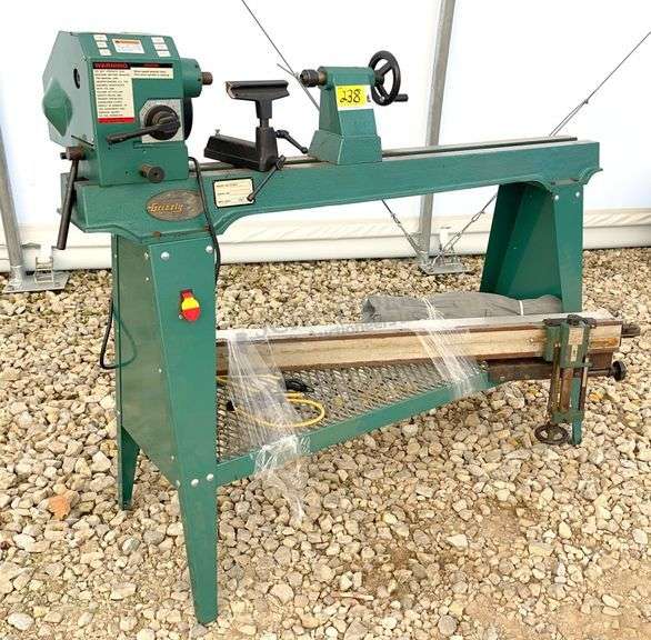 Grizzly G1067Z wood lathe, from the estate of Dr. Ken Buchmann