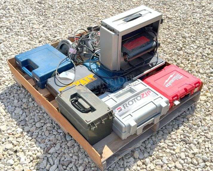 Group of corded electric tools