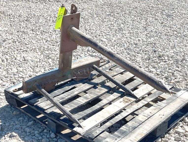 Bale spear for 3-pt. or loader bucket