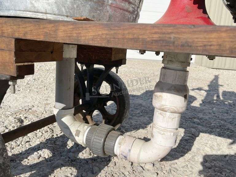 Monitor 1 1/4 hp stationary engine w/ water pump & cart