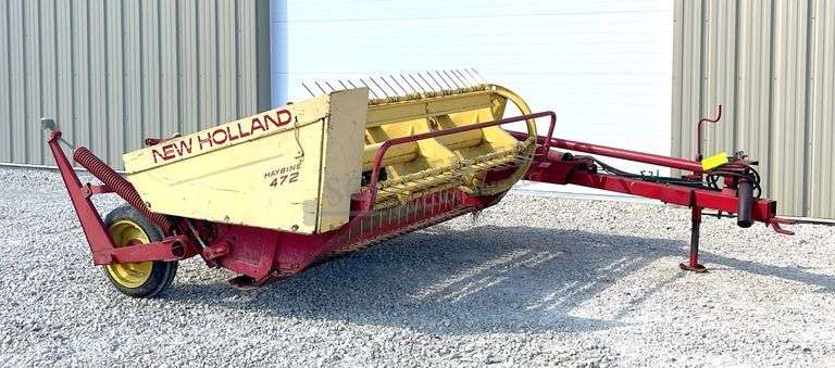 New Holland 472 7' mower conditioner