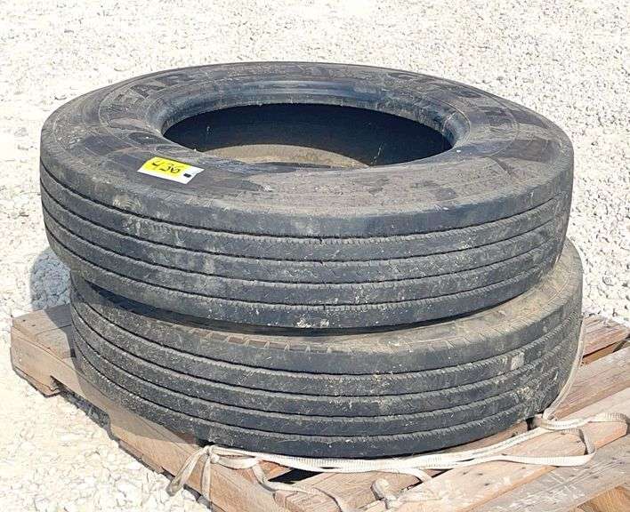Pair of 10R22.5 truck tires