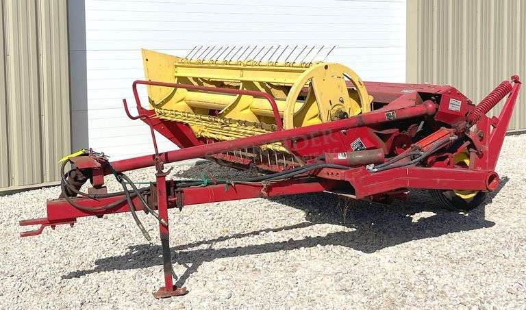 New Holland 472 7' mower conditioner