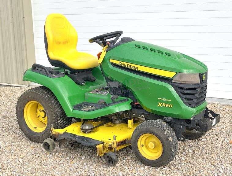 John Deere X590 riding mower