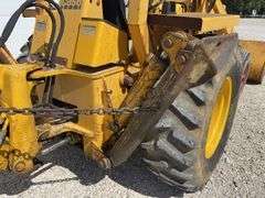 Case 480B backhoe loader