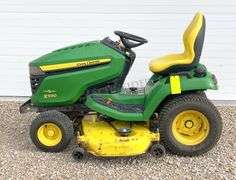 John Deere X590 riding mower