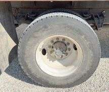 1991 International 4900 grain truck