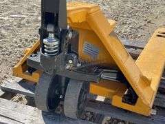 U-Line H-1043 5,500 lb. pallet jack