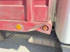 1991 International 4900 grain truck