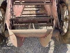 Ground drive manure spreader