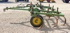 John Deere 10' pull type chisel plow, from the estate of Dr. Ken Buchmann
