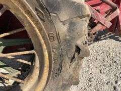 Ground drive manure spreader