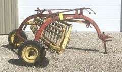 New Holland 256 side delivery hay rake