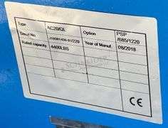 Uline H-3763 4,400 lb. pallet jack