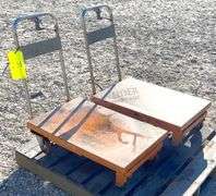 2- 17"x27" rolling hydraulic lift carts