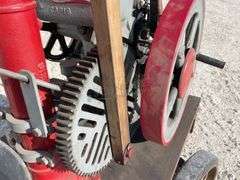 Monitor 1 1/4 hp stationary engine w/ water pump & cart