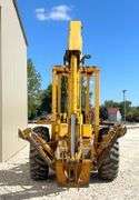 Case 480B backhoe loader