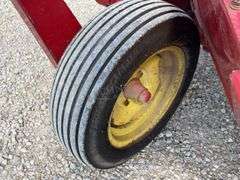 New Holland 472 7' mower conditioner