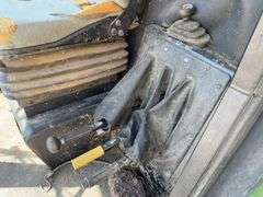 John Deere 4425 combine