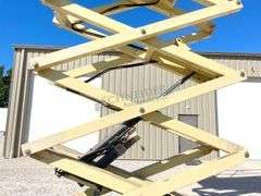 JLG 2646ES electric scissor lift