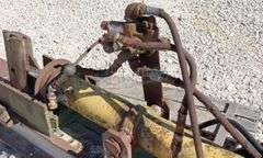Homemade hydraulic log splitter