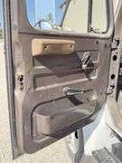 1991 International 4900 grain truck