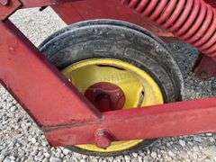 New Holland 472 7' mower conditioner