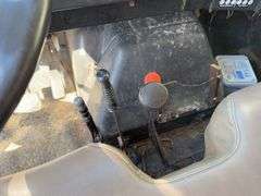 1991 International 4900 grain truck