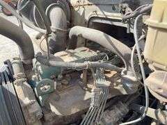 1991 International 4900 grain truck