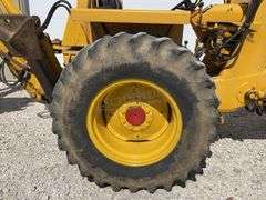 Case 480B backhoe loader
