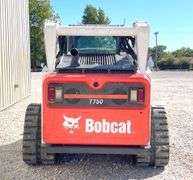 2016 Bobcat T750 skid steer loader