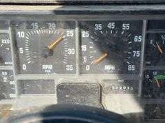 1991 International 4900 grain truck