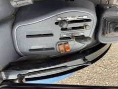 New Holland TC45DA 4x4 tractor w/ loader