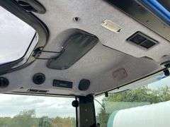 New Holland TC45DA 4x4 tractor w/ loader