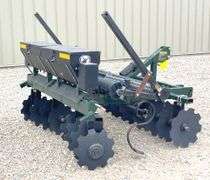 Unused Plotmaster 6' 3-pt. food plot disc seeder, from the estate of Dr ...