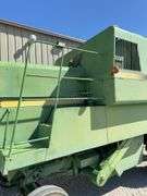 John Deere 4425 combine