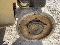 JLG 2646ES electric scissor lift