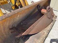 Case 480B backhoe loader