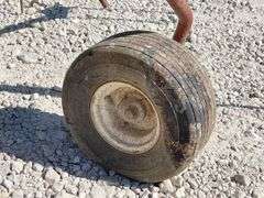 Hesston 3710 2 basket 3-pt. tedder