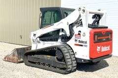 2016 Bobcat T750 skid steer loader