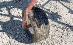 Hesston 3710 2 basket 3-pt. tedder