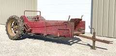 Ground drive manure spreader