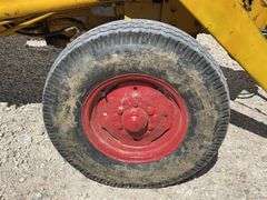 Case 480B backhoe loader