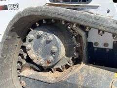 2016 Bobcat T750 skid steer loader