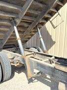 1991 International 4900 grain truck