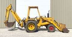 Case 480B backhoe loader